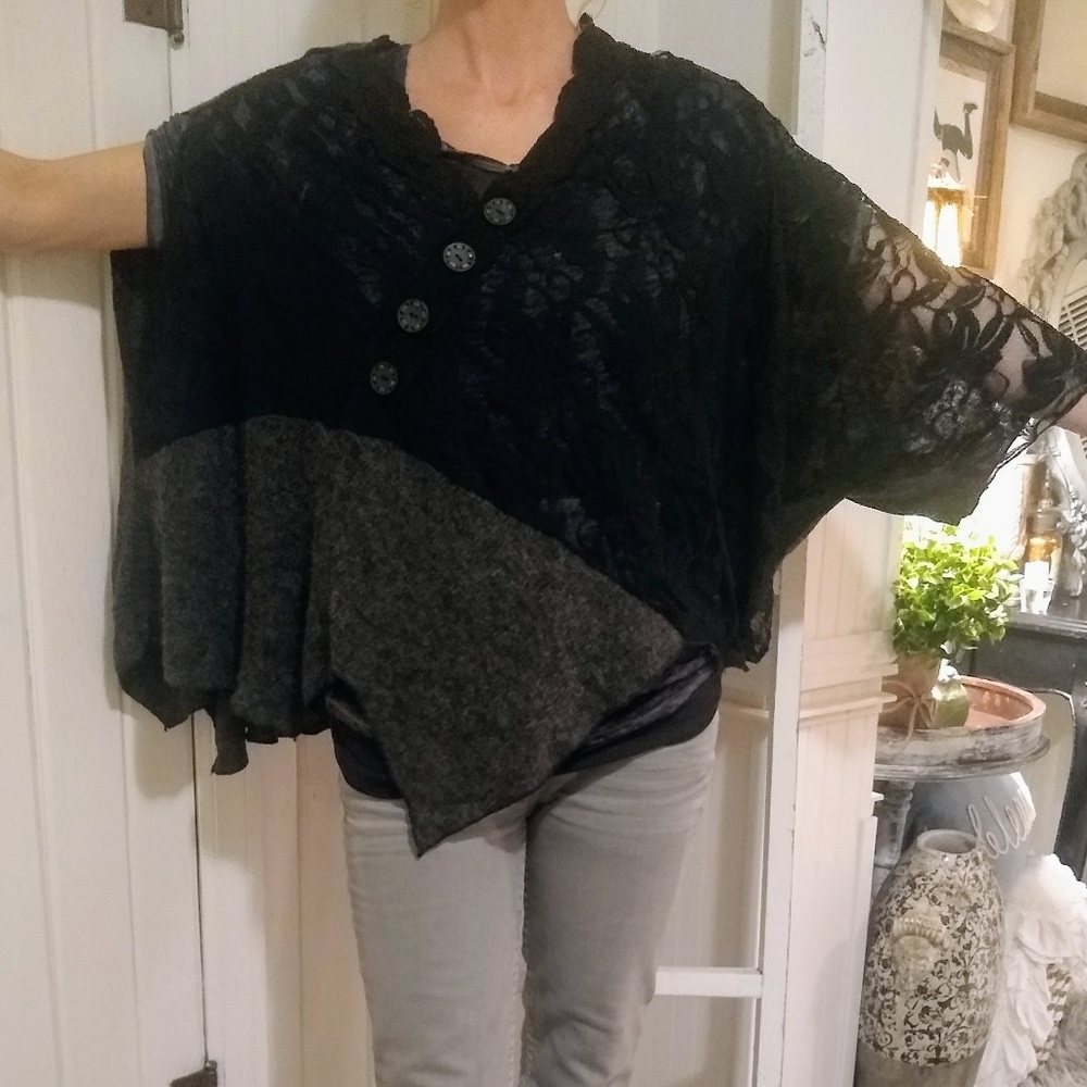 Ladies boutique lace kimono top by pretty angle